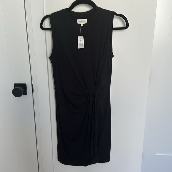 Lou & Grey Signaturesoft Jersey Twist Mini Dress in Black - Picture 3 of 6